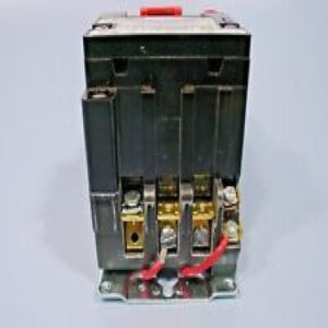 Square D 8536SCO3V03 Nema Magnetic Motor Starter 240V 3P 27A 8536SCO3